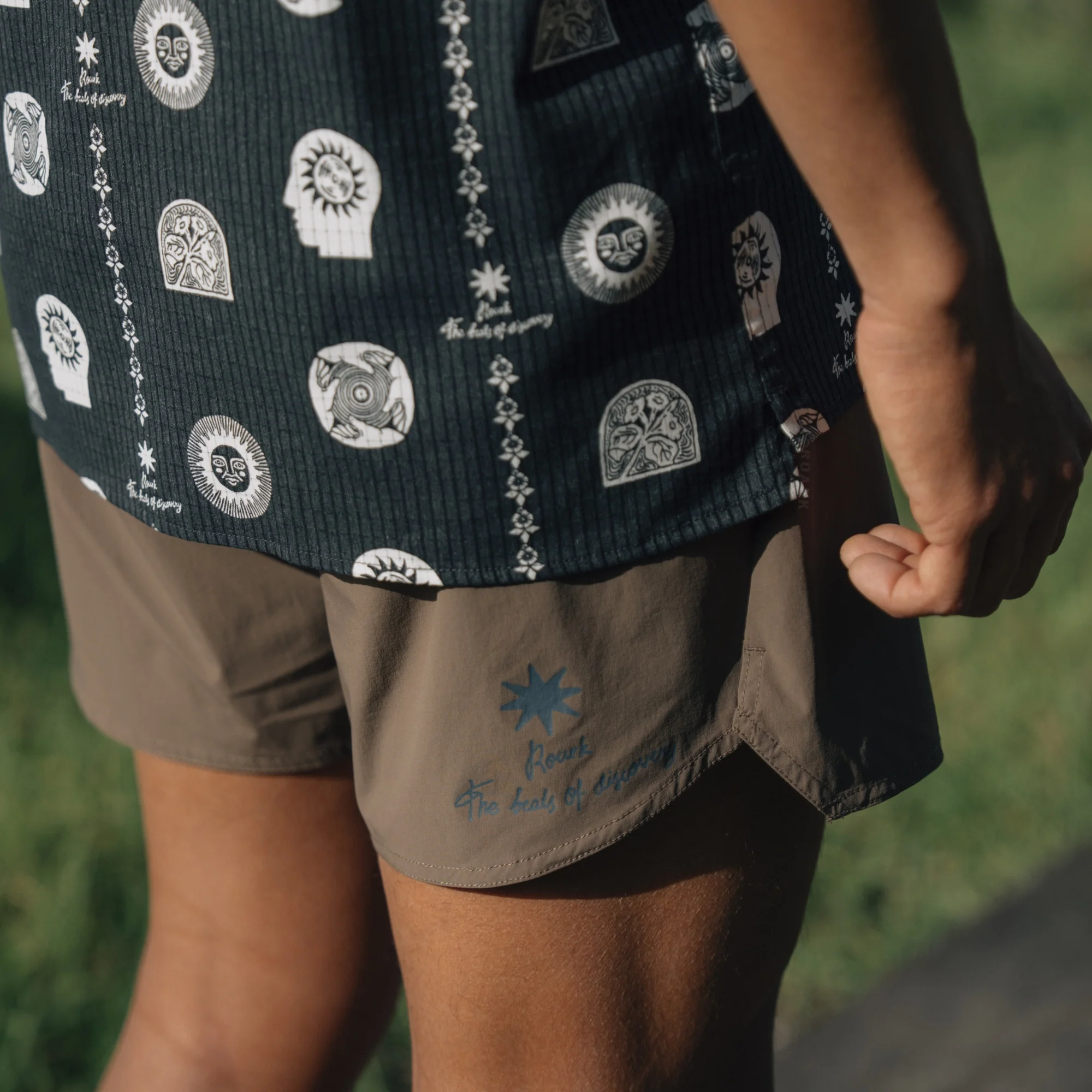 Alta 5" Shorts - Faded Brown - Image 3