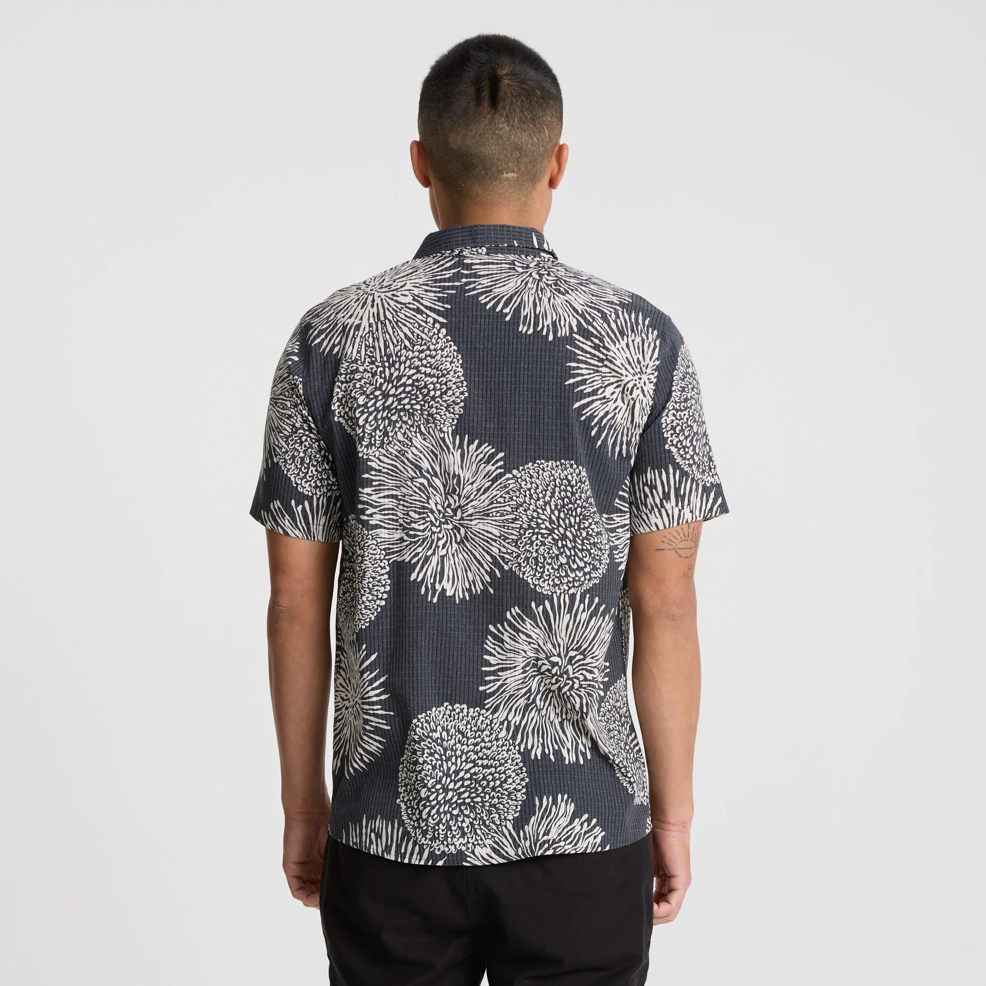 Bless Up Breathable Stretch Shirt - Black Floral - Image 3