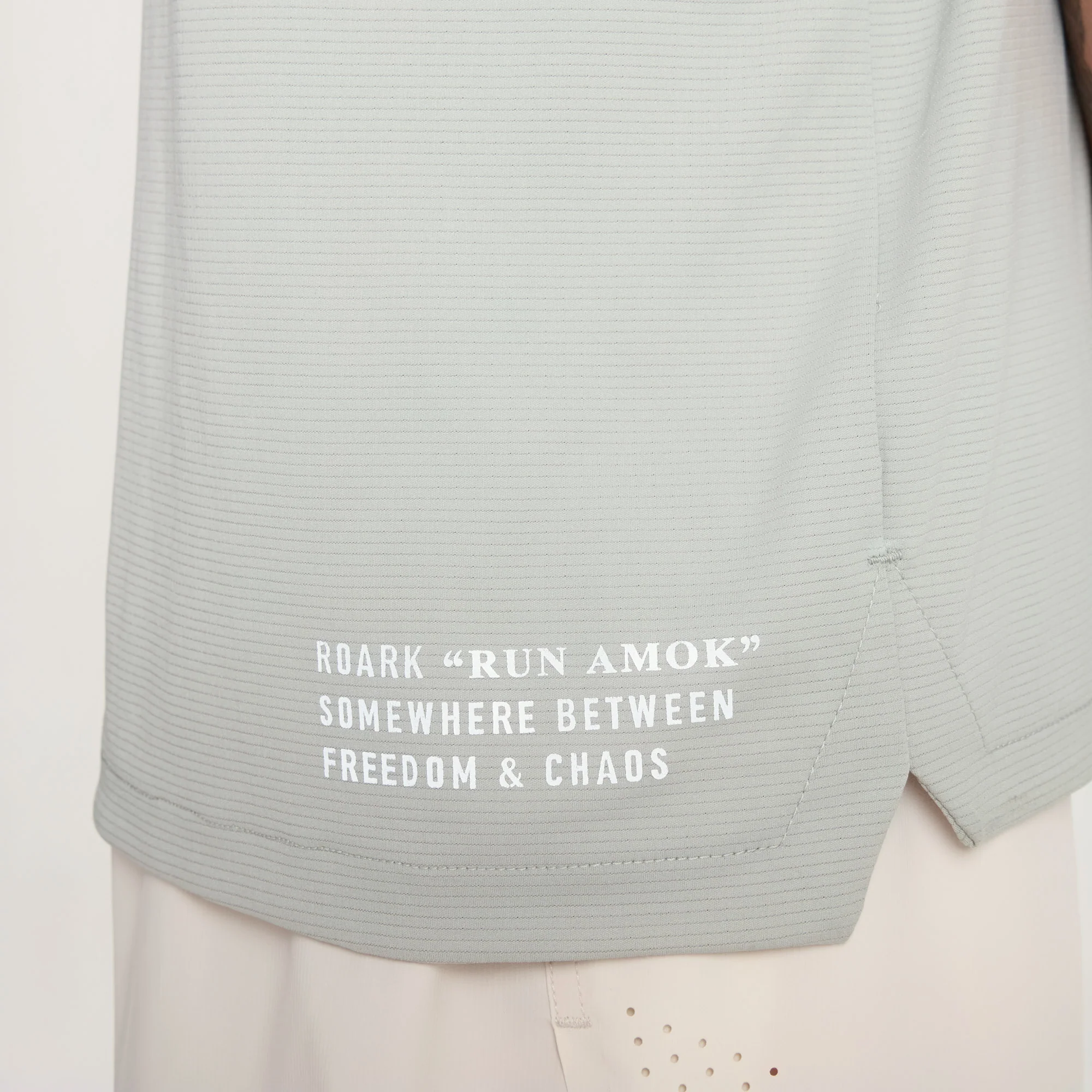 Alta Elite Trail Short Sleeve Tee - Grey - Image 9