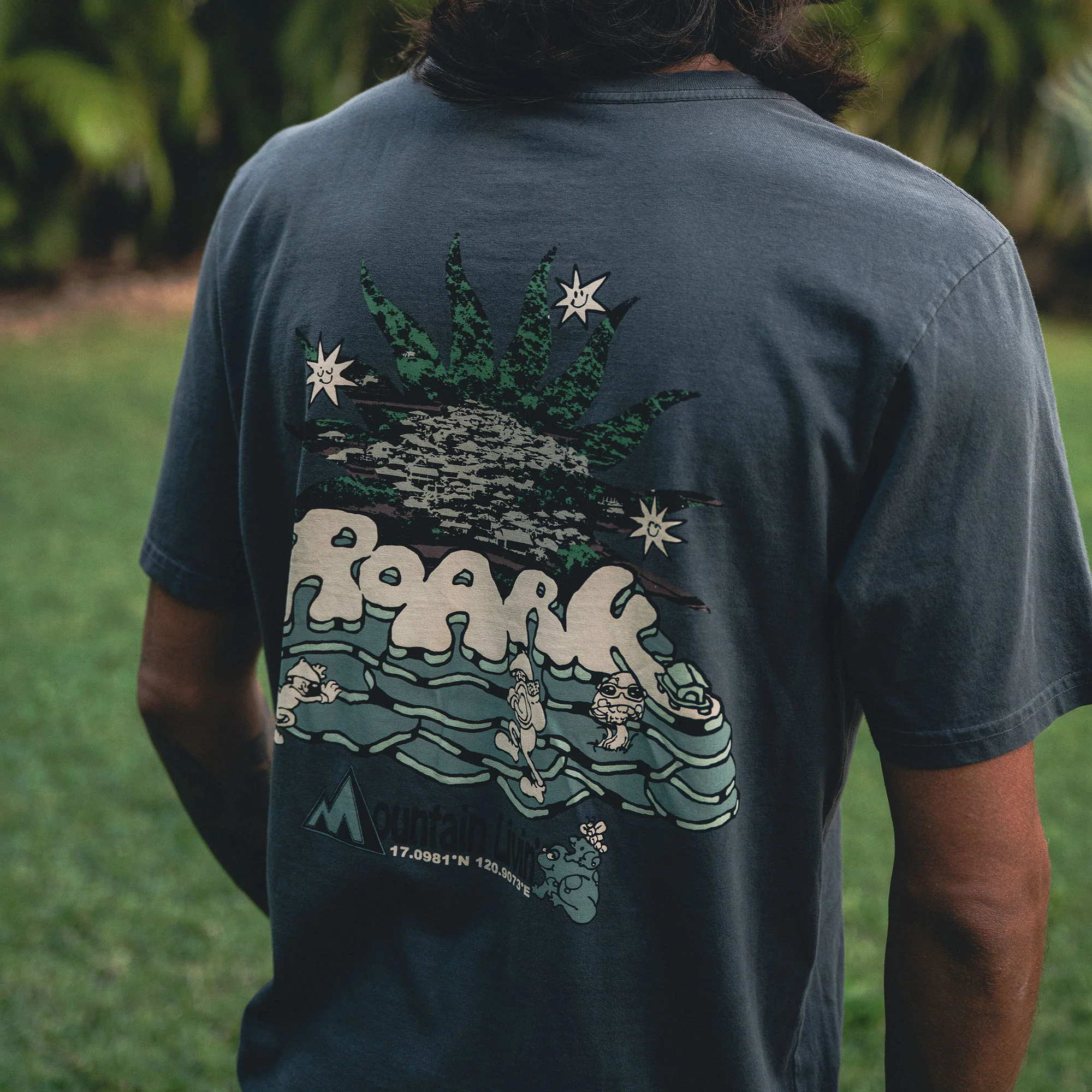 Mountain Livin Premium Tee - Charcoal - Image 3