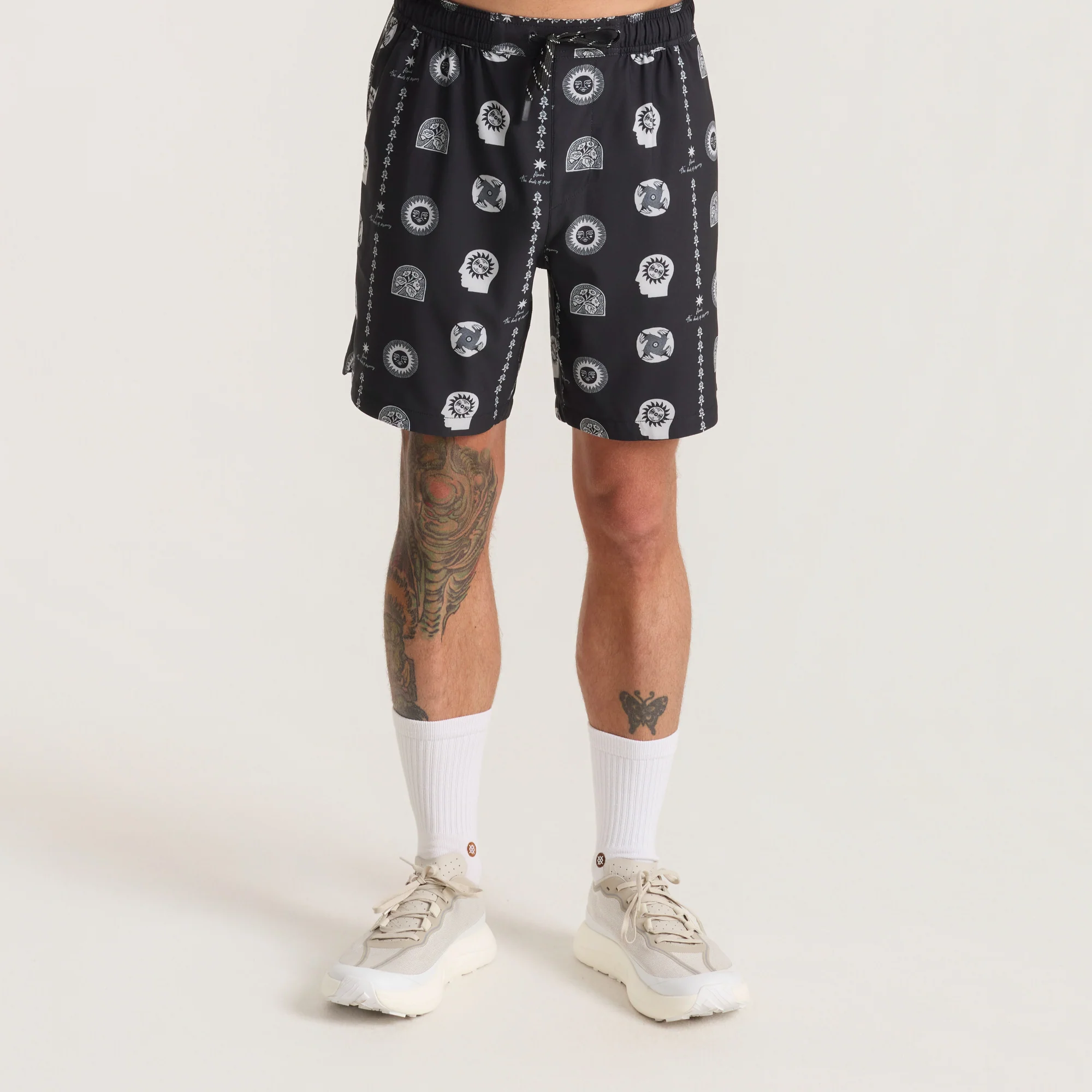 Serrano 7" Active Stretch Shorts - Black Print - Image 3