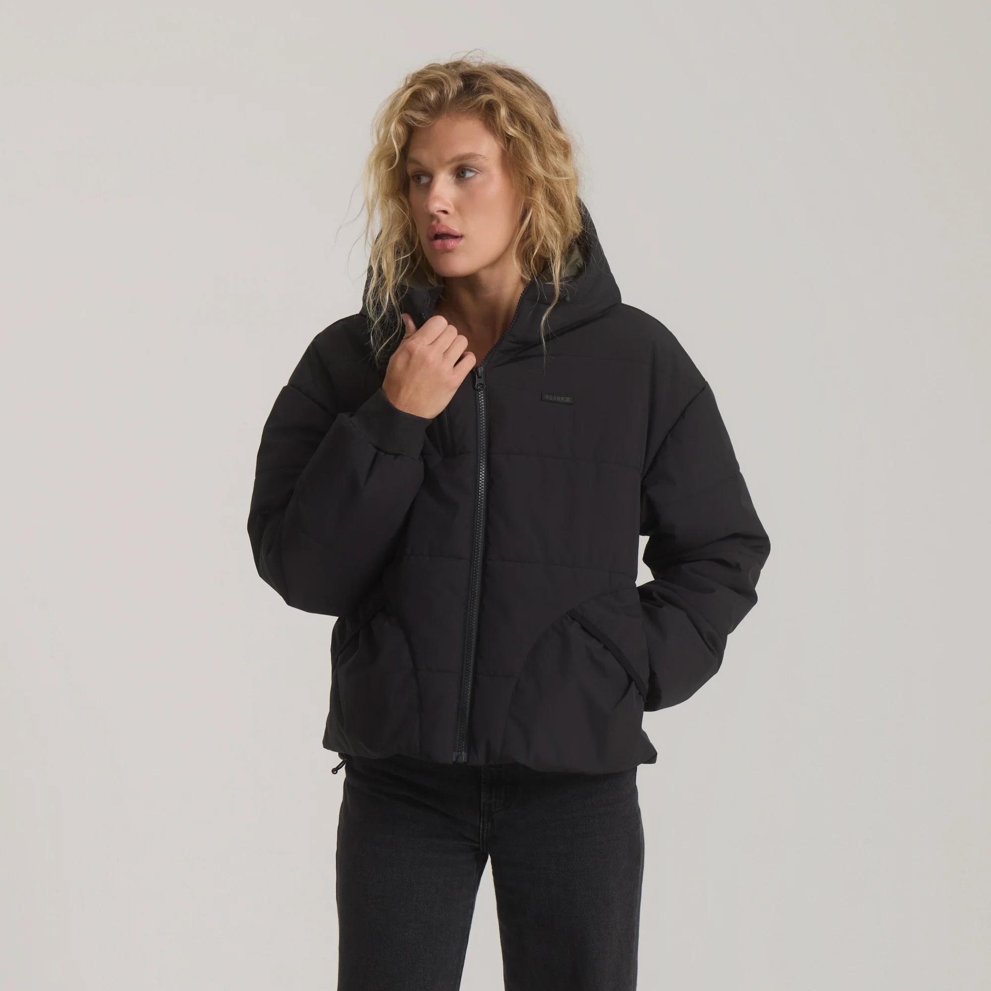 Hokkaido Puffer Jacket - Black - Image 2